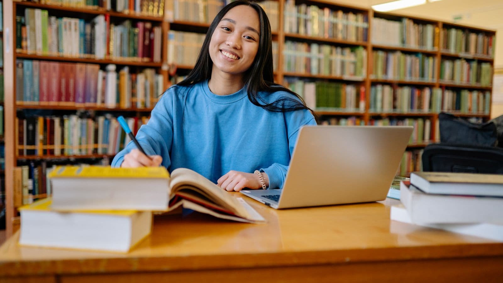 What Is a Level 6 Qualification? A Plain Guide for UK Students